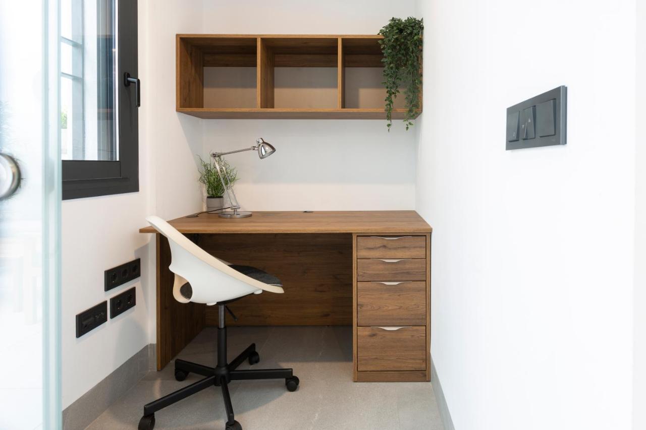 Apartamentos Bajeles Sevilla Urban ภายนอก รูปภาพ