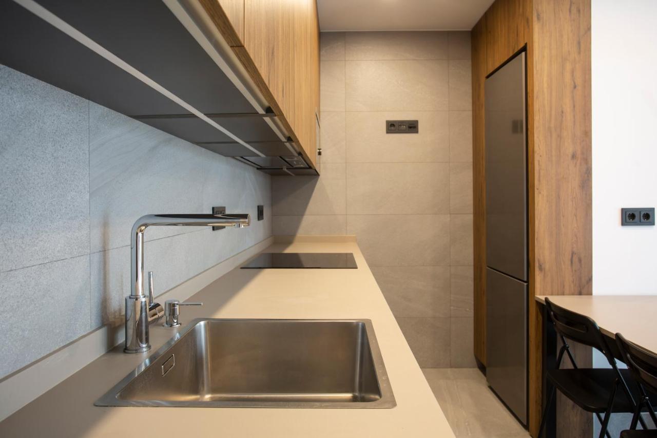 Apartamentos Bajeles Sevilla Urban ภายนอก รูปภาพ
